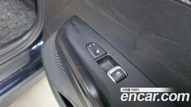 Kia K5 2023 — photo 25