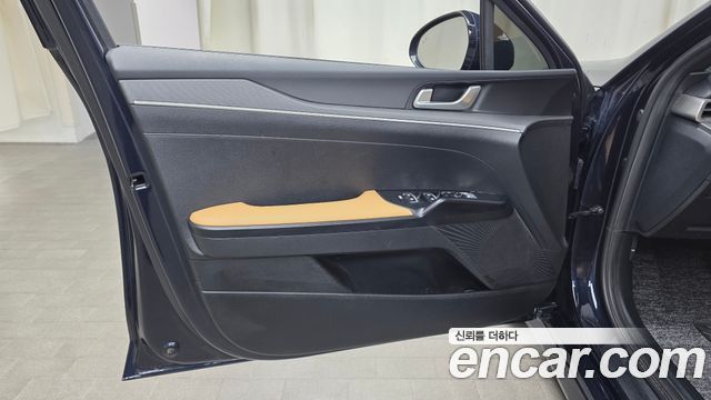 Kia K5 2023 — photo 14
