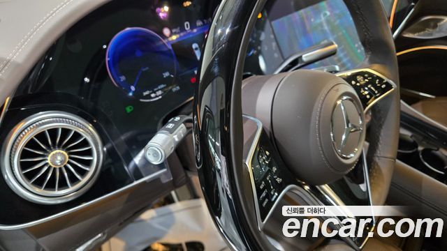 Mercedes-Benz EQS 2026 — photo 19