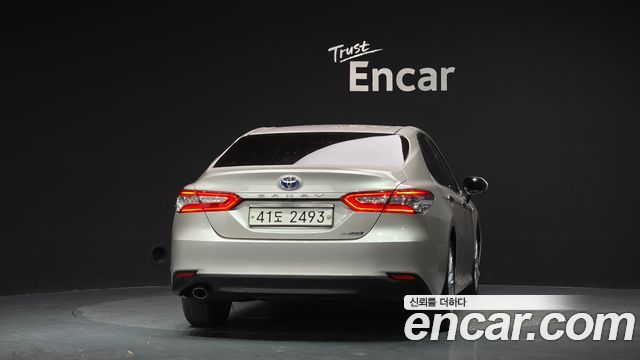 Toyota Camry 2018 — photo 4
