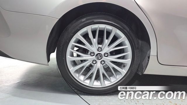 Toyota Camry 2018 — photo 5
