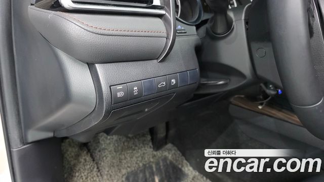 Toyota Camry 2018 — photo 25