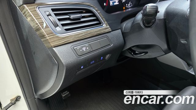 Hyundai Sonata 2015 — photo 25