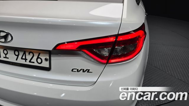 Hyundai Sonata 2015 — photo 9
