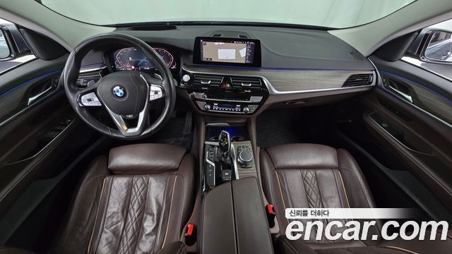 BMW Gran Turismo 2020 — photo 7