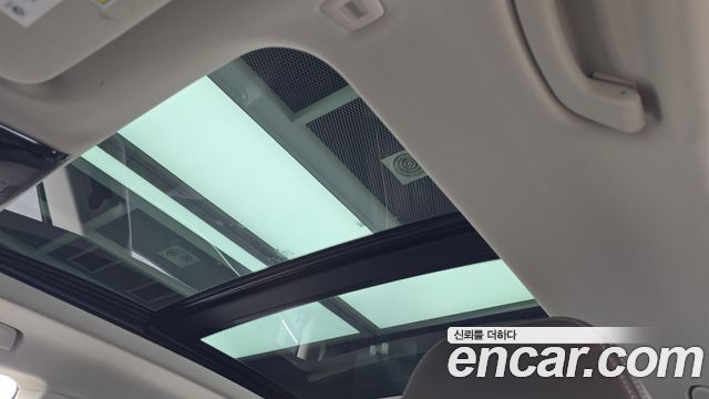 BMW Gran Turismo 2020 — photo 17