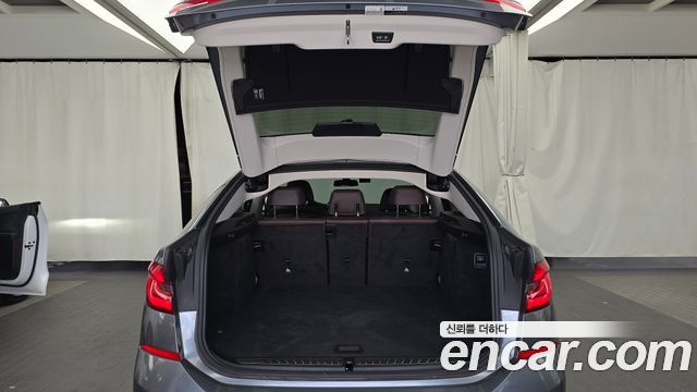 BMW Gran Turismo 2020 — photo 20