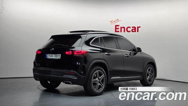 Mercedes-Benz GLA-Class 2020 — photo 2