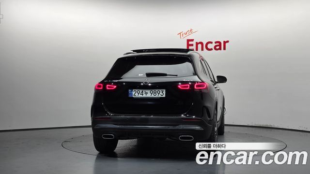 Mercedes-Benz GLA-Class 2020 — photo 4