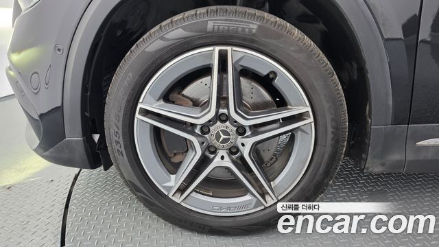 Mercedes-Benz GLA-Class 2020 — photo 5