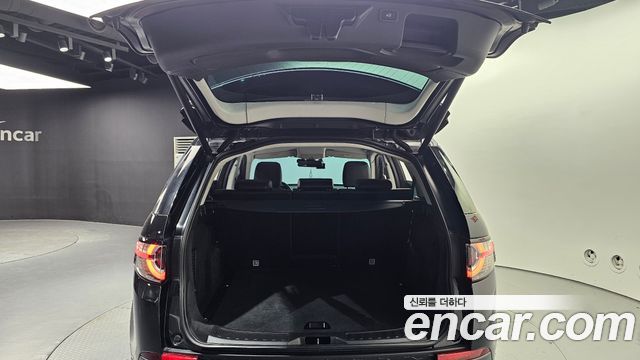 Land Rover Discovery Sport 2016 — photo 20