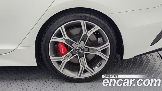 Kia Stinger 2018 — photo 7