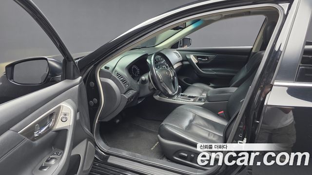 Nissan Altima 2013 — photo 10