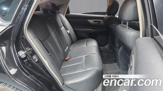 Nissan Altima 2013 — photo 12
