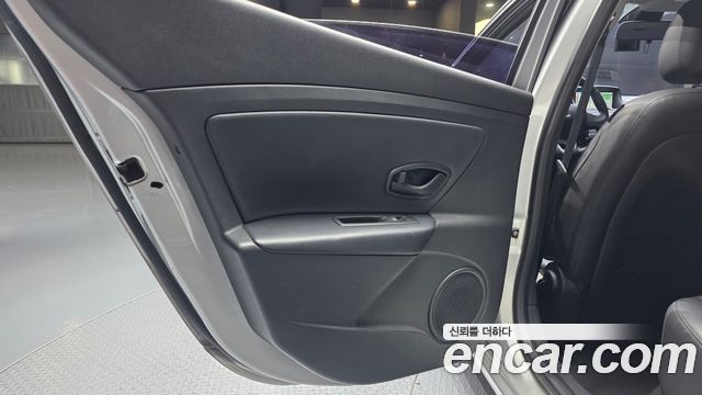 Renault Korea SM3 2017 — photo 15