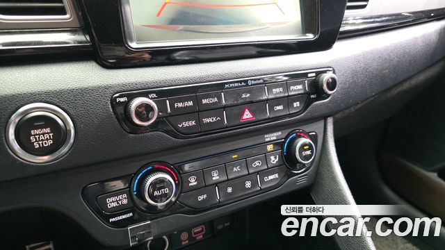 Kia Niro 2017 — photo 27