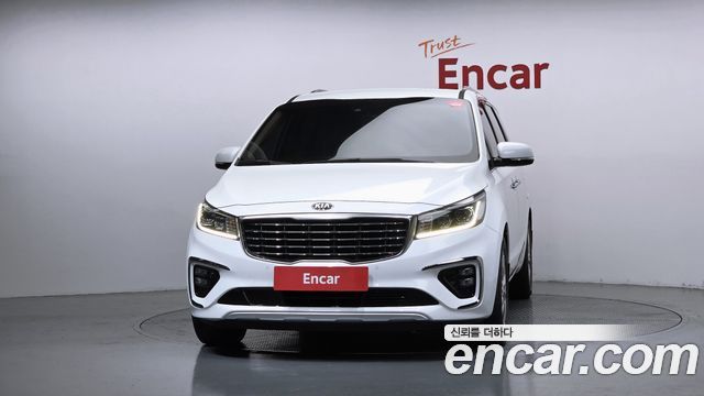Kia Canival 2020 — photo 3