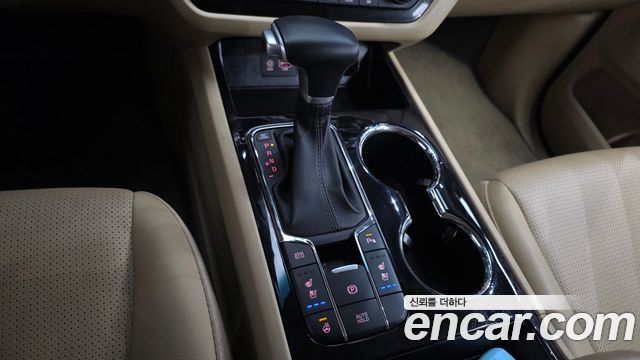 Kia Canival 2020 — photo 9