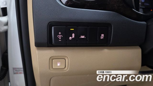 Kia Canival 2020 — photo 18