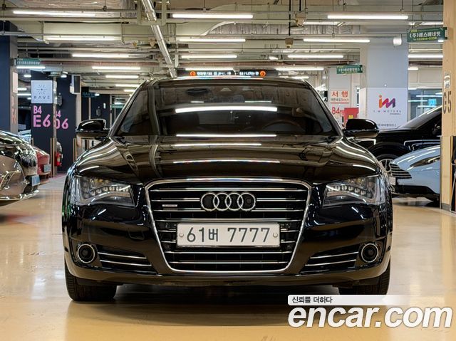 Audi A8 2012 — photo 3