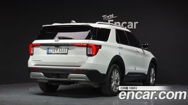 Ford Explorer 2025 — photo 2