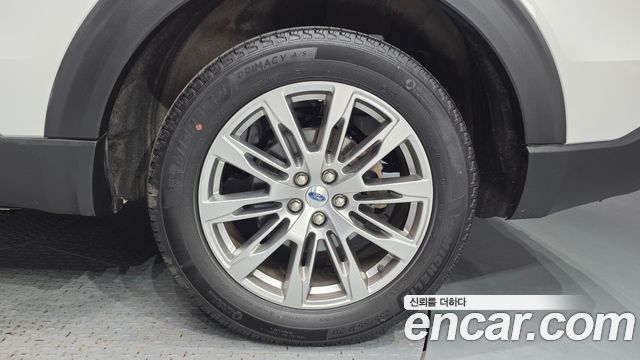 Ford Explorer 2025 — photo 7