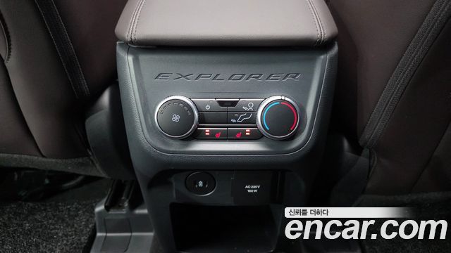 Ford Explorer 2025 — photo 30