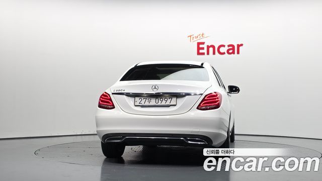 Mercedes-Benz C-Class 2016 — photo 4