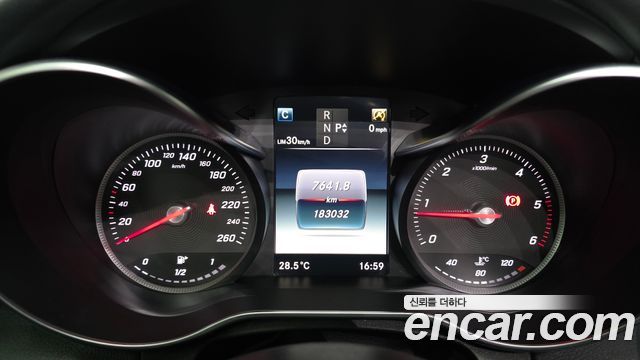 Mercedes-Benz C-Class 2016 — photo 8