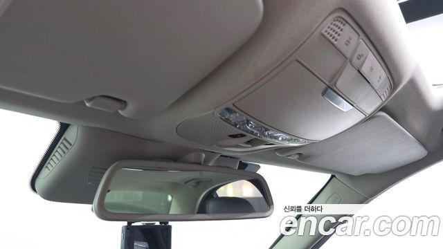 Mercedes-Benz C-Class 2016 — photo 17