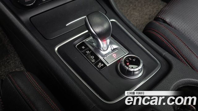 Mercedes-Benz CLA-Class 2016 — photo 9