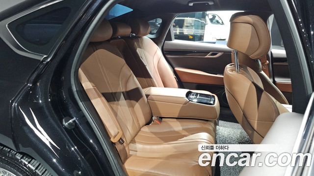 Genesis G80 2021 — photo 17