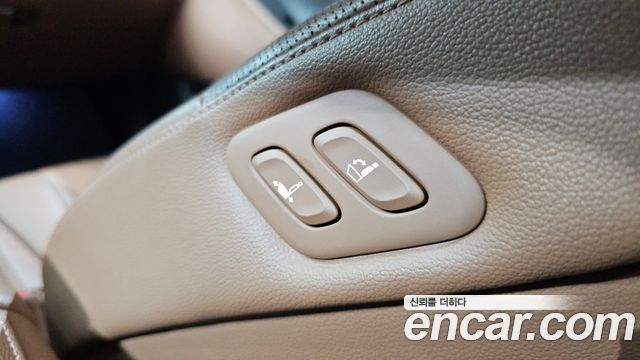 Genesis G80 2021 — photo 31