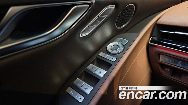 Genesis G80 2021 — photo 32