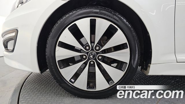 Kia K5 2011 — photo 5