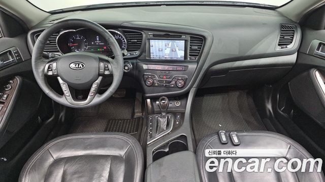 Kia K5 2011 — photo 7