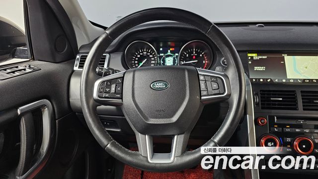 Land Rover Discovery Sport 2019 — photo 18