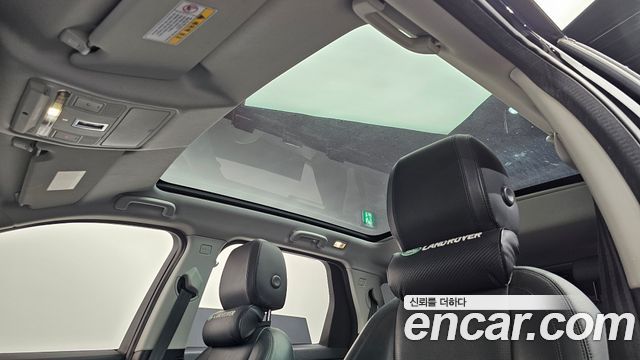 Land Rover Discovery Sport 2019 — photo 25