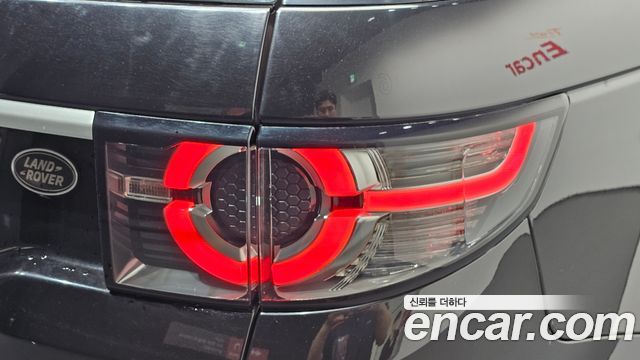Land Rover Discovery Sport 2019 — photo 9