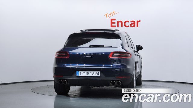 Porsche Macan 2017 — photo 4