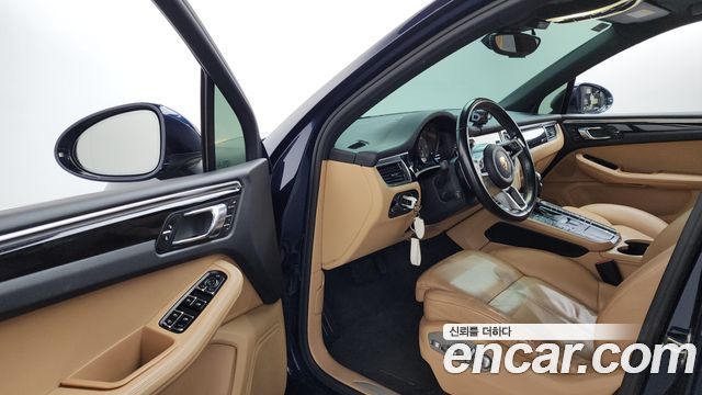 Porsche Macan 2017 — photo 8