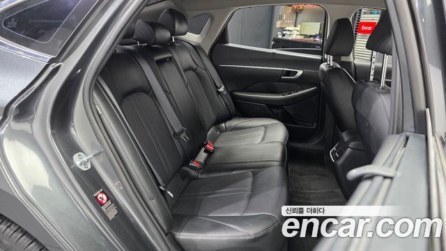 Hyundai Sonata 2020 — photo 12