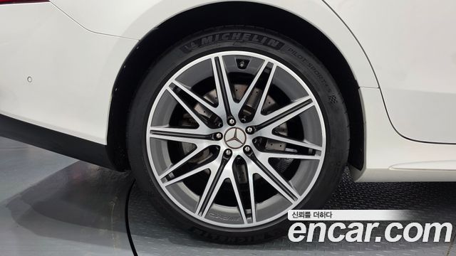 Mercedes-Benz AMG GT 2022 — photo 5