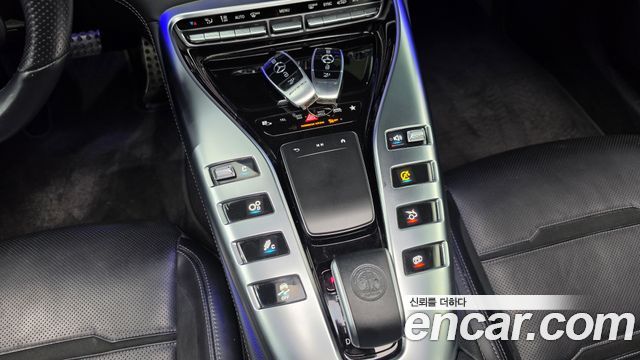 Mercedes-Benz AMG GT 2022 — photo 9