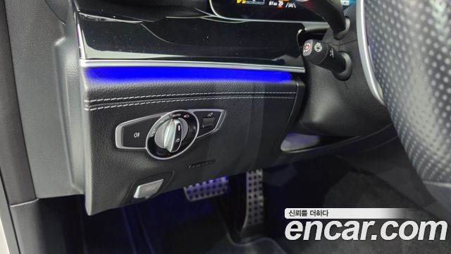 Mercedes-Benz AMG GT 2022 — photo 19