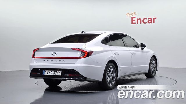 Hyundai Sonata 2023 — photo 2