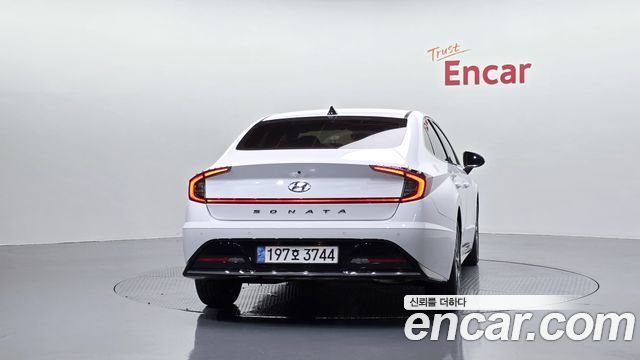 Hyundai Sonata 2023 — photo 4