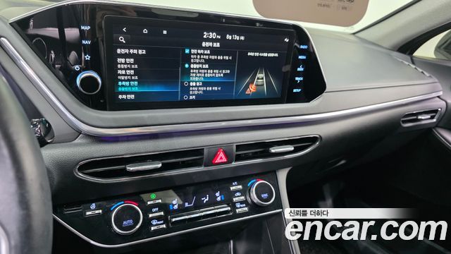 Hyundai Sonata 2023 — photo 22