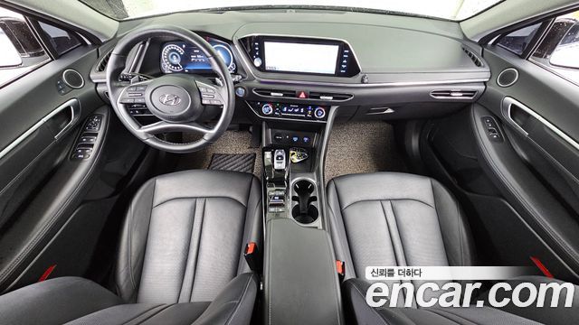 Hyundai Sonata 2022 — photo 10