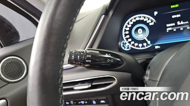 Hyundai Sonata 2022 — photo 37
